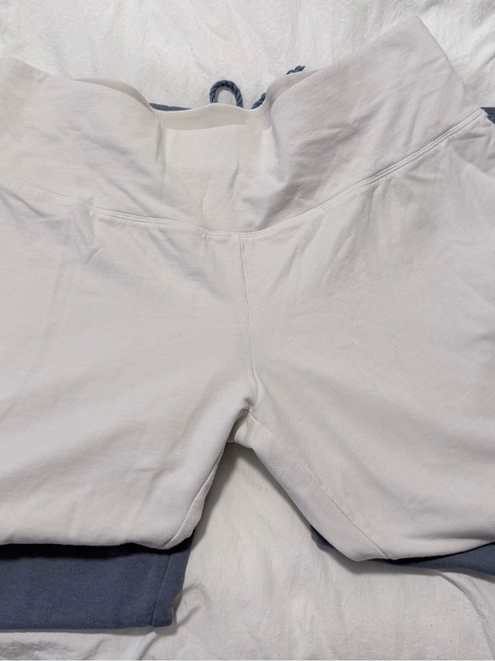 Bundle of 4 White, powder blue ,gray and black comfy Lounge Capri and joggers